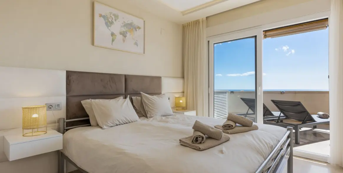 Sale of middle floor apartment in Selwo 13