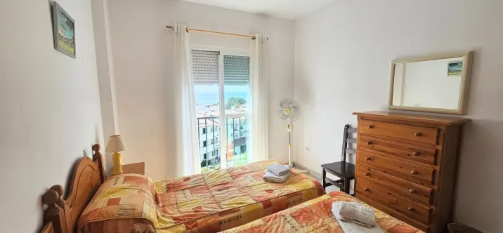 Sale of middle floor apartment in Miraflores 4