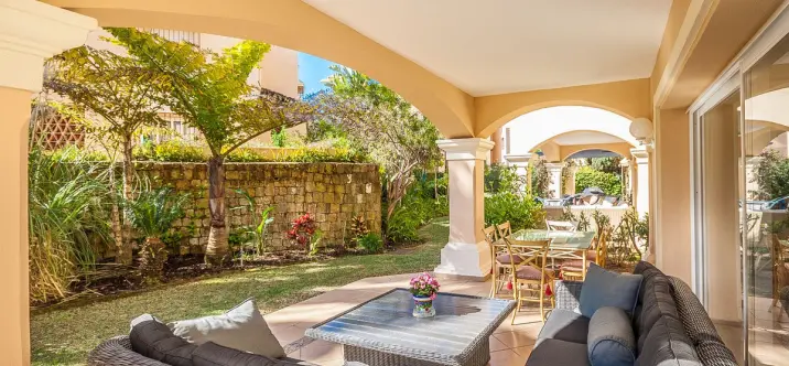 Продажа апартаментов на первом этаже в Elviria 1