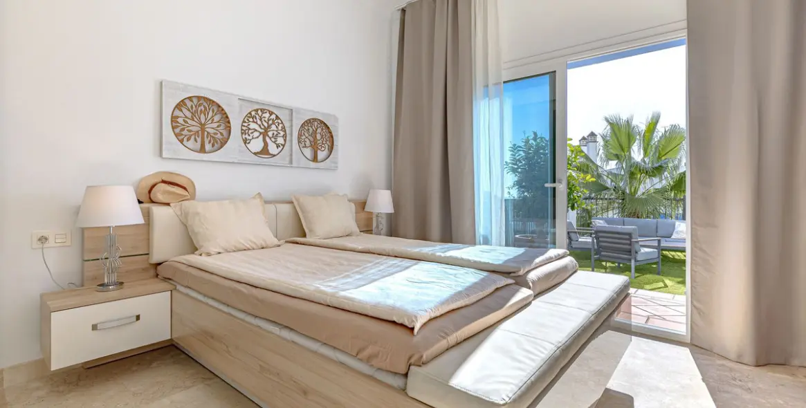 Продажа апартаментов на первом этаже в Benahavís 15