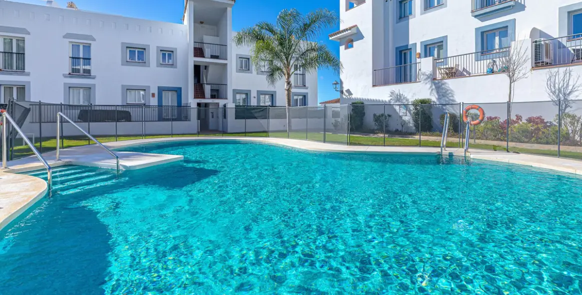 Продажа апартаментов на первом этаже в Benahavís 24