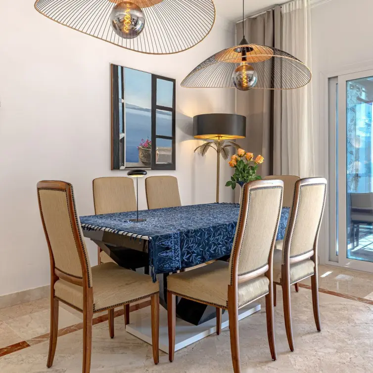 Sale of ground floor apartment in Benahavís