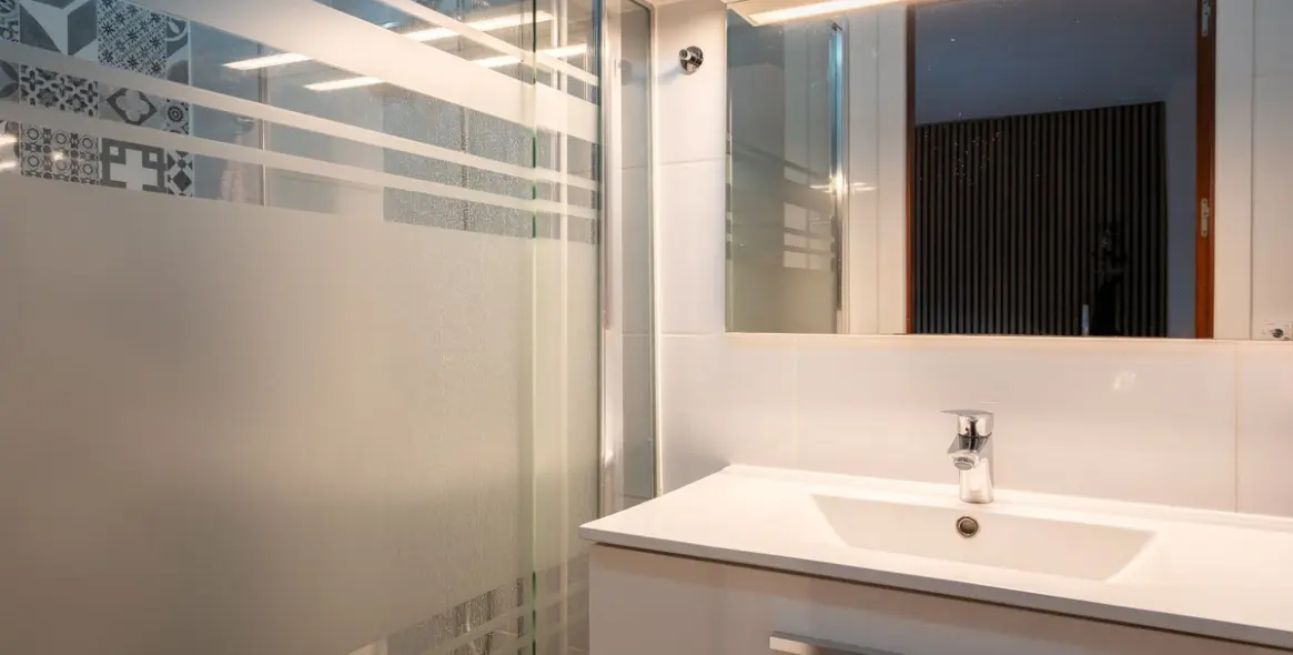 Продажа дома на две семьи в Calahonda 32