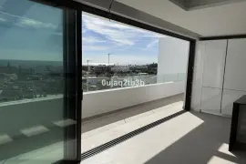Image 4 thumb