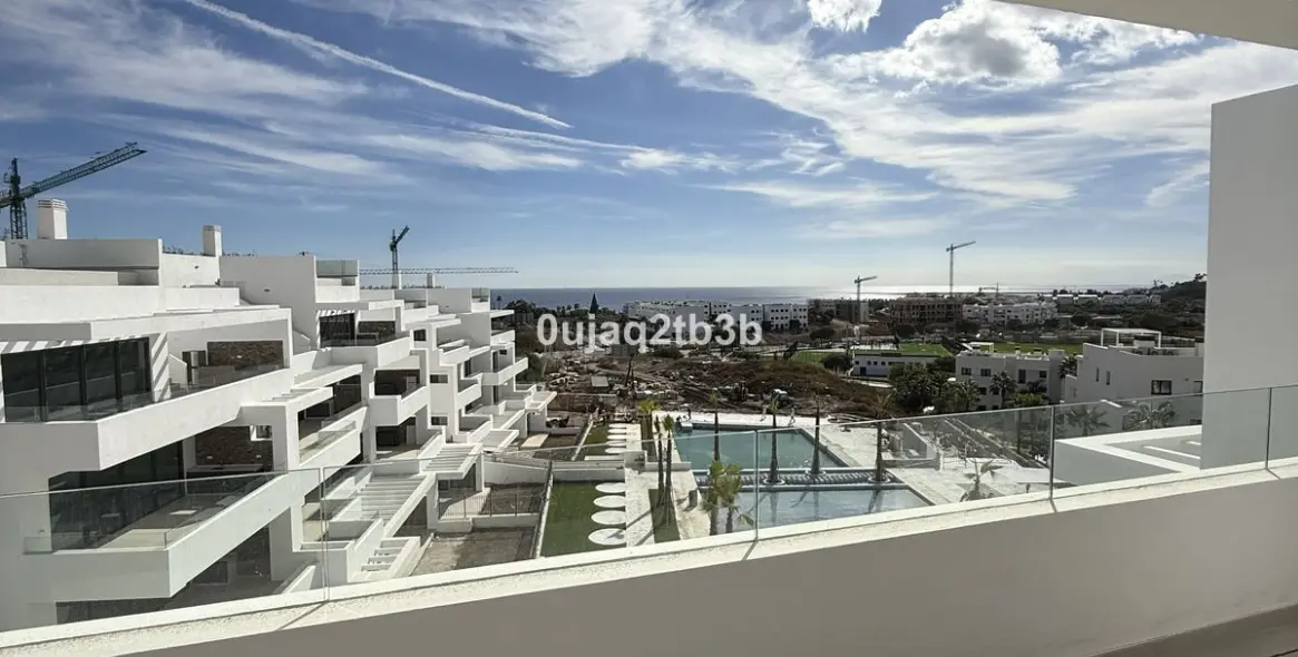 Sale of penthouse in Estepona 7