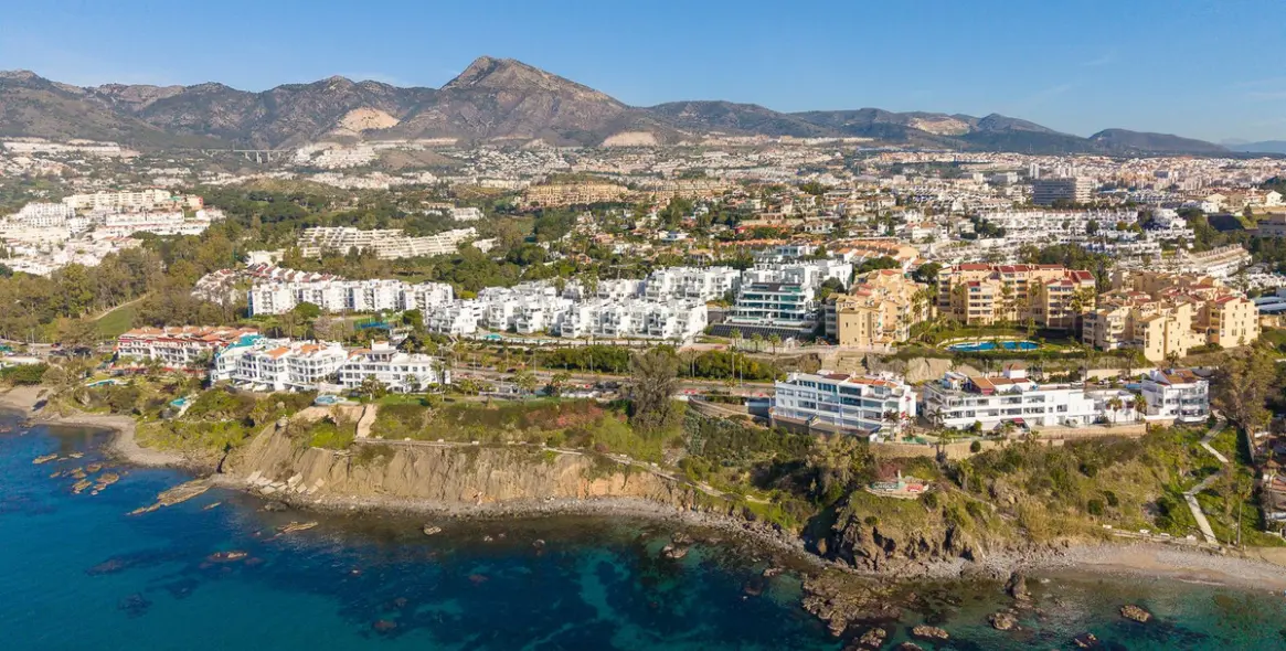 Sale of penthouse duplex in Torrequebrada 49