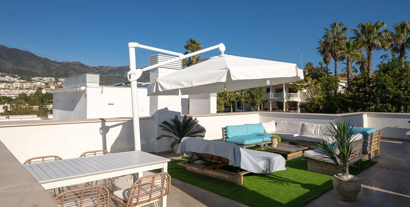 Venta de ático dúplex en Torrequebrada 23