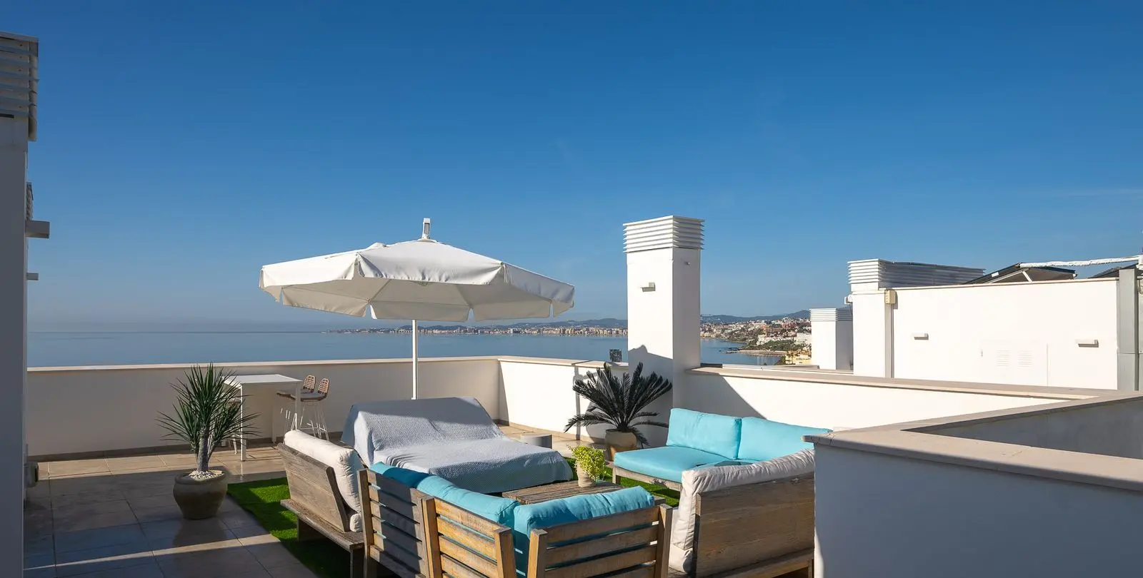 Venta de ático dúplex en Torrequebrada 26