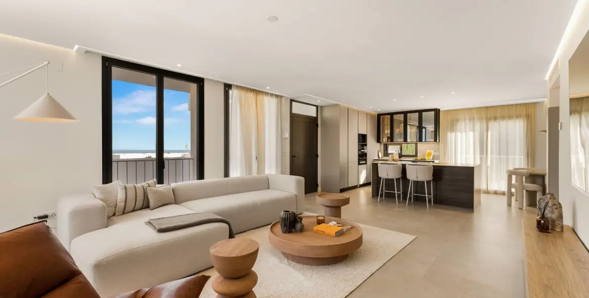 Venta de apartamento en planta media en Nueva Andalucía 1