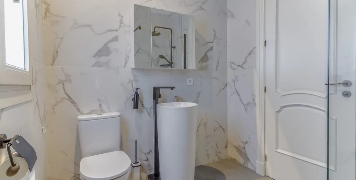 Продажа  отдельно стоящей виллы в Estepona 20