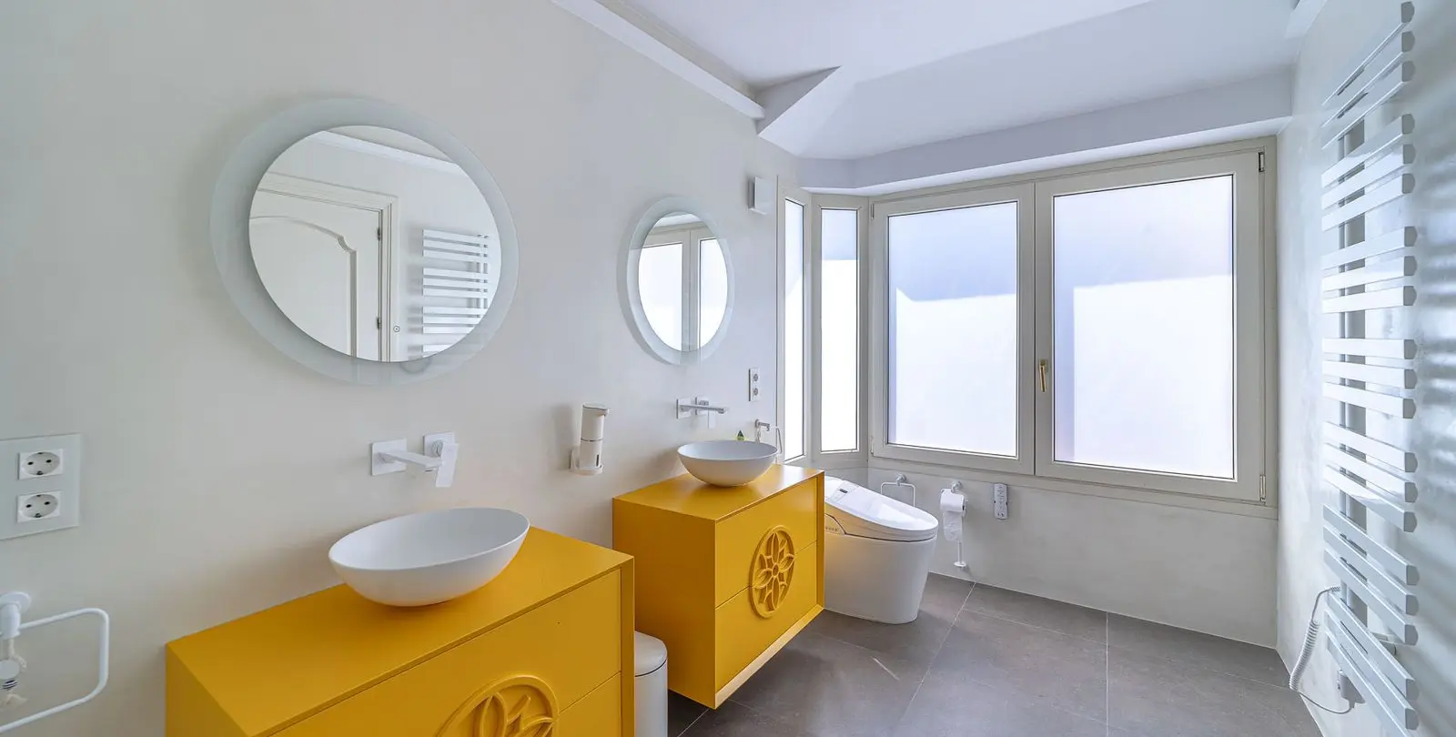 Sale of detached villa in Estepona 29