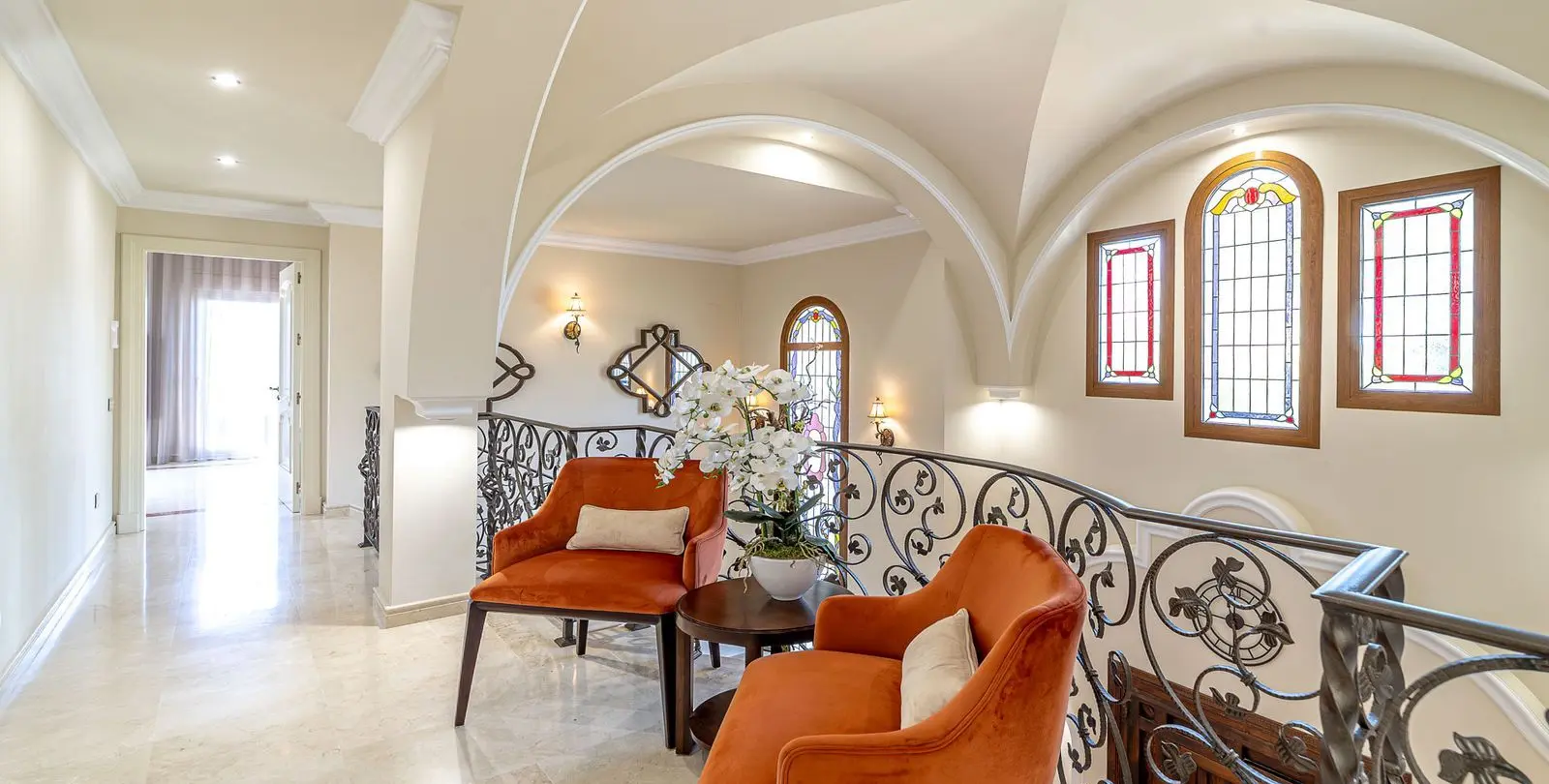Sale of detached villa in Estepona 41