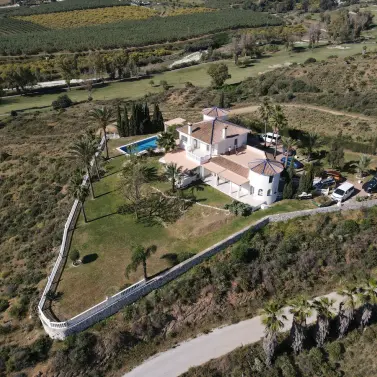 Long-term rent of detached villa in La Cala de Mijas