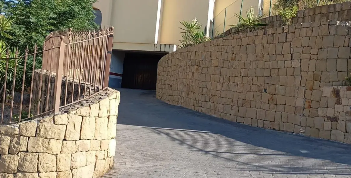 Sale of ground floor apartment in Valle Romano 2