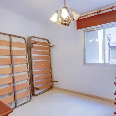 Sale of middle floor apartment in Estepona