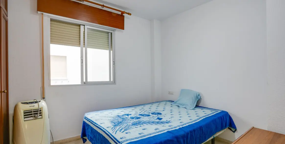 Sale of middle floor apartment in Estepona 6