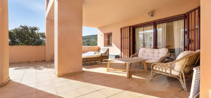 Sale of ground floor apartment in Manilva 0