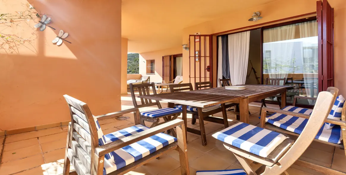 Sale of ground floor apartment in Manilva 8