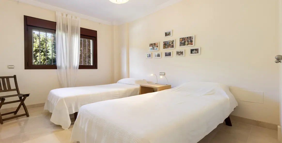 Sale of ground floor apartment in Manilva 17