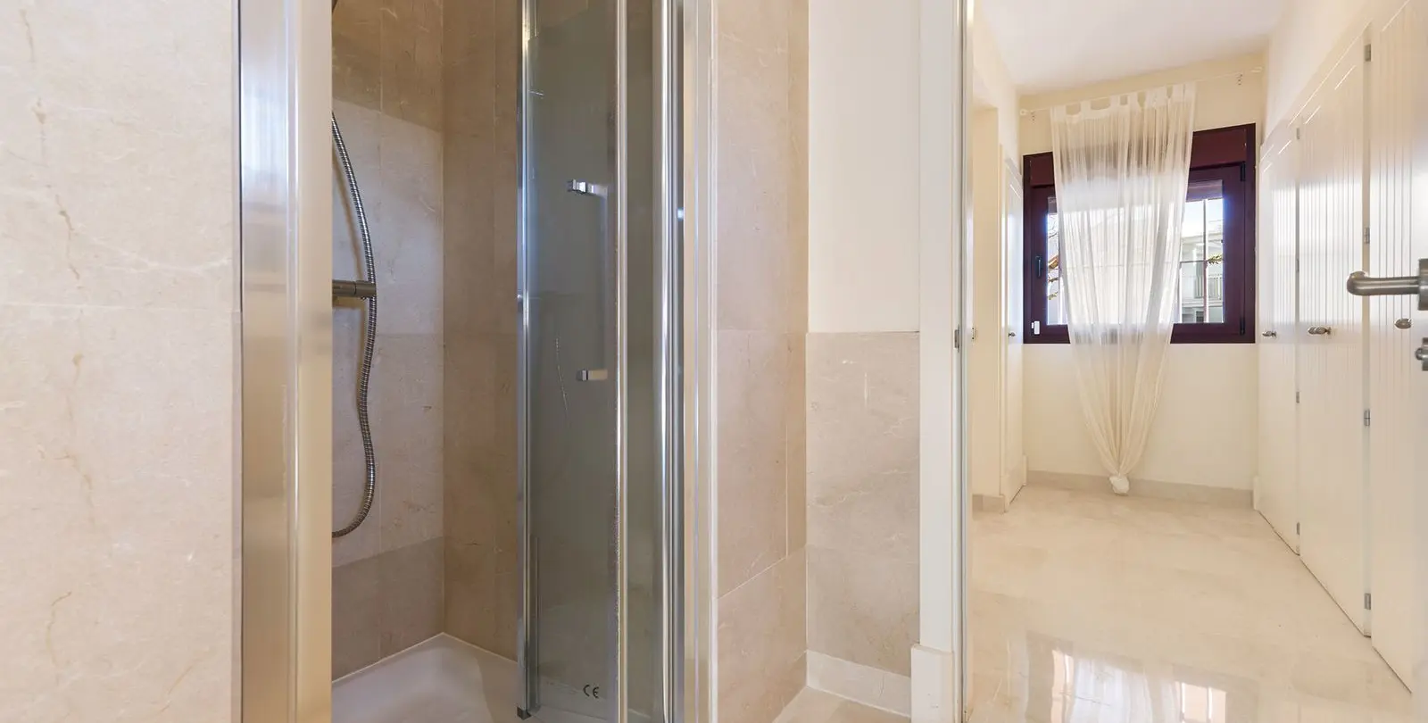 Sale of ground floor apartment in Manilva 18