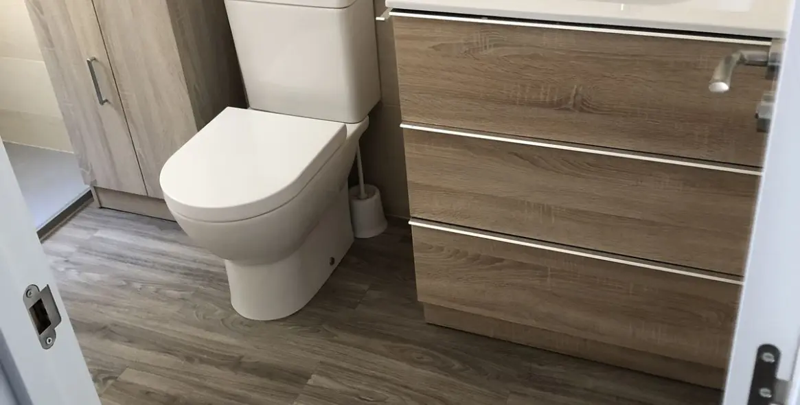 Продажа дома на две семьи в Calahonda 10