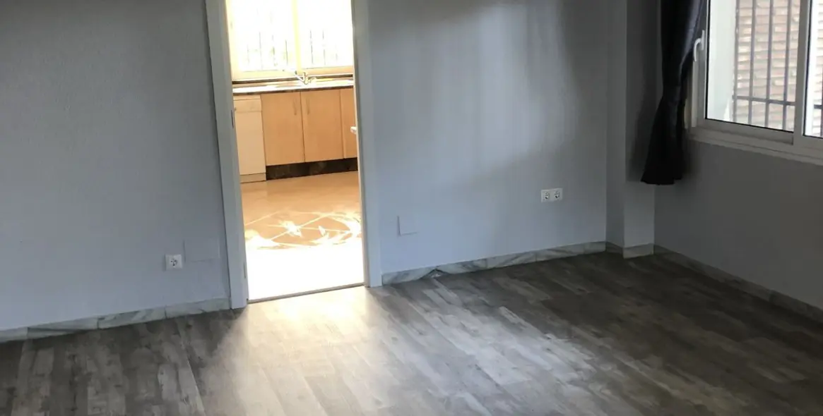 Продажа дома на две семьи в Calahonda 19