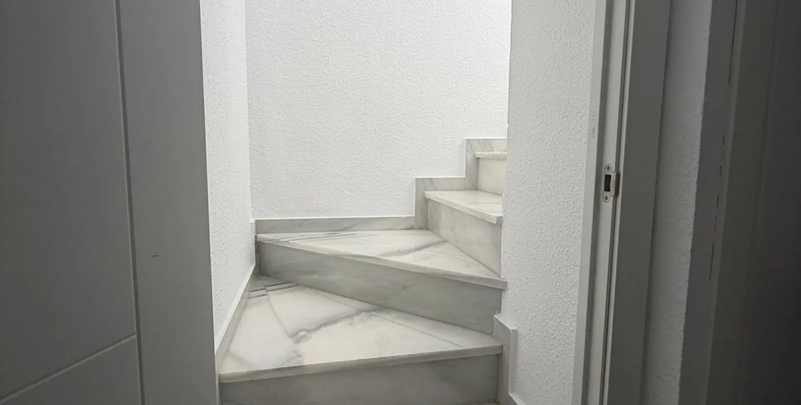Venta de casa pareada en Calahonda 20