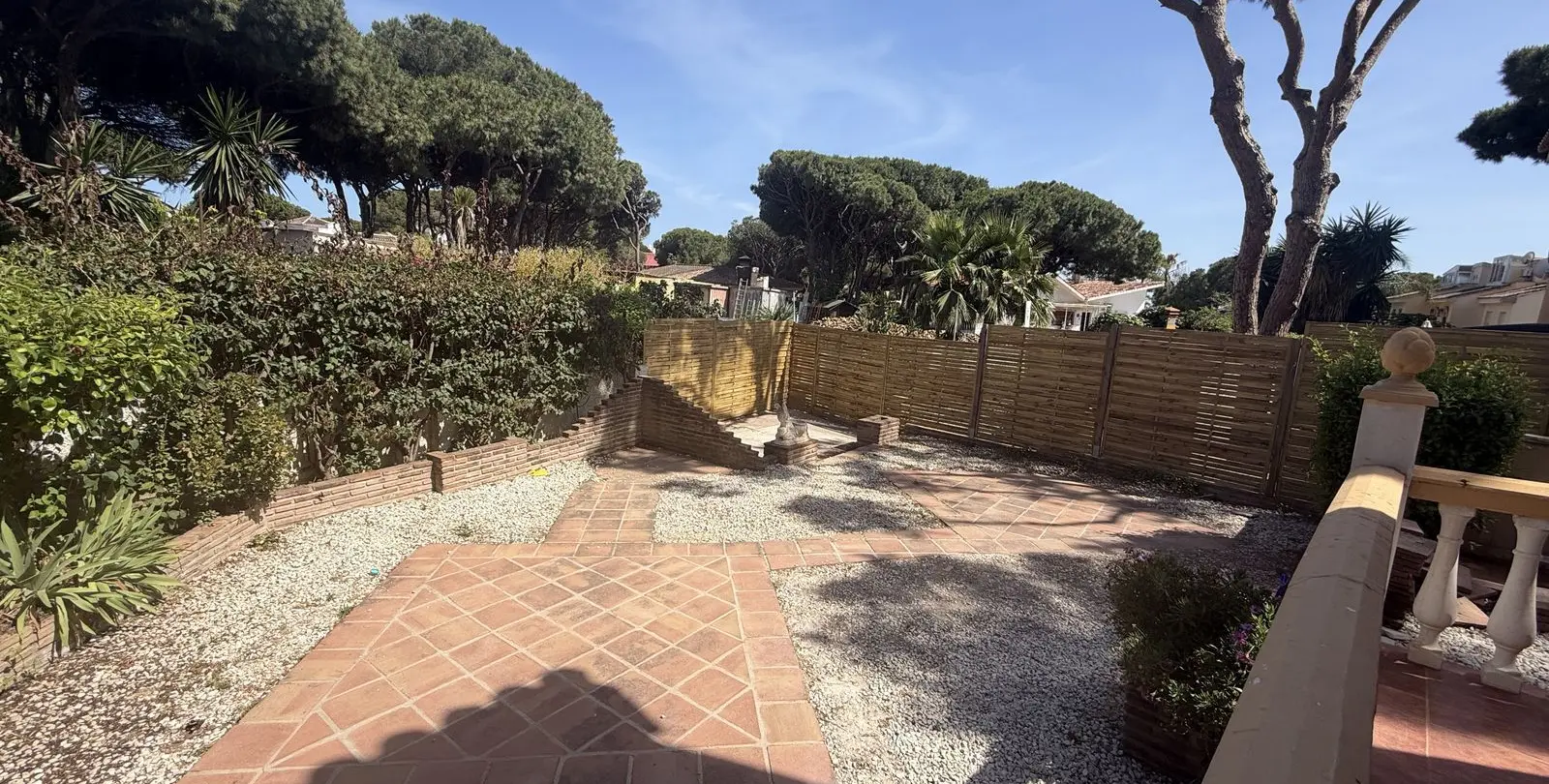 Venta de casa pareada en Calahonda 24