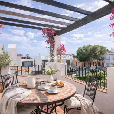 Sale of penthouse in El Paraiso