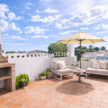Sale of penthouse in El Paraiso