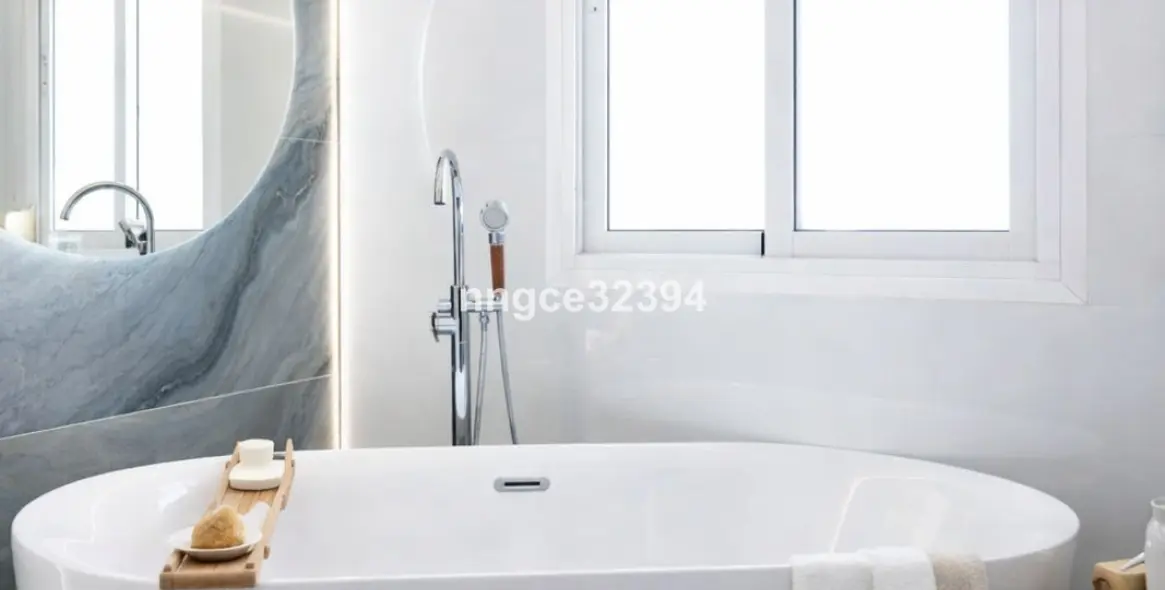 Sale of penthouse in El Paraiso 10