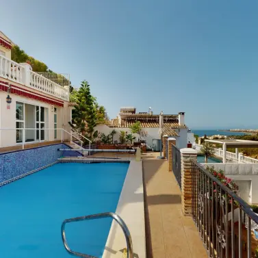 Sale of detached villa in Caleta de Vélez