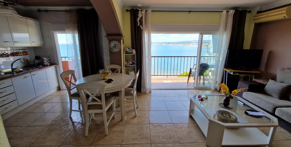 Sale of middle floor apartment in Estepona 7