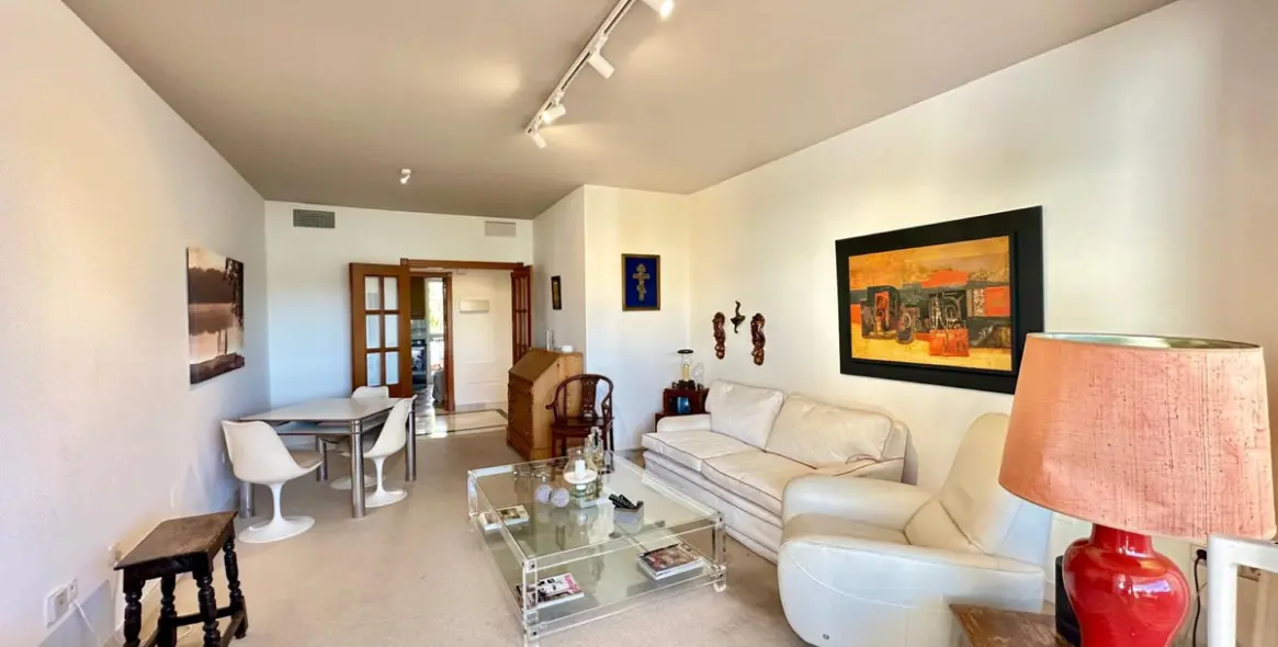 Venta de apartamento en planta media en Nueva Andalucía 7