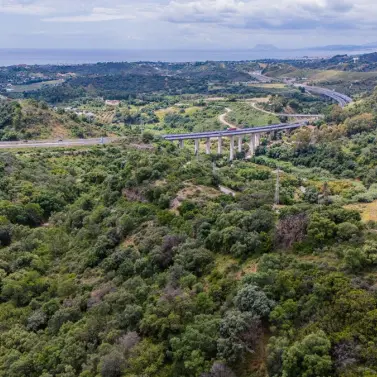 Продажа  жилого участка в Estepona