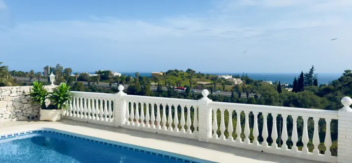 Продажа  отдельно стоящей виллы в Mijas 1