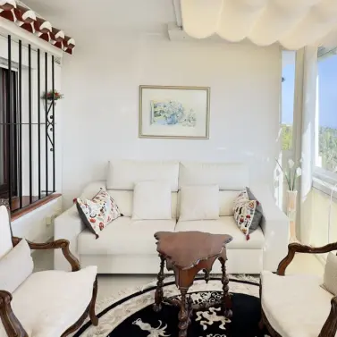 Продажа  отдельно стоящей виллы в Mijas