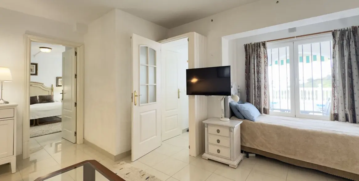 Продажа  отдельно стоящей виллы в Mijas 28