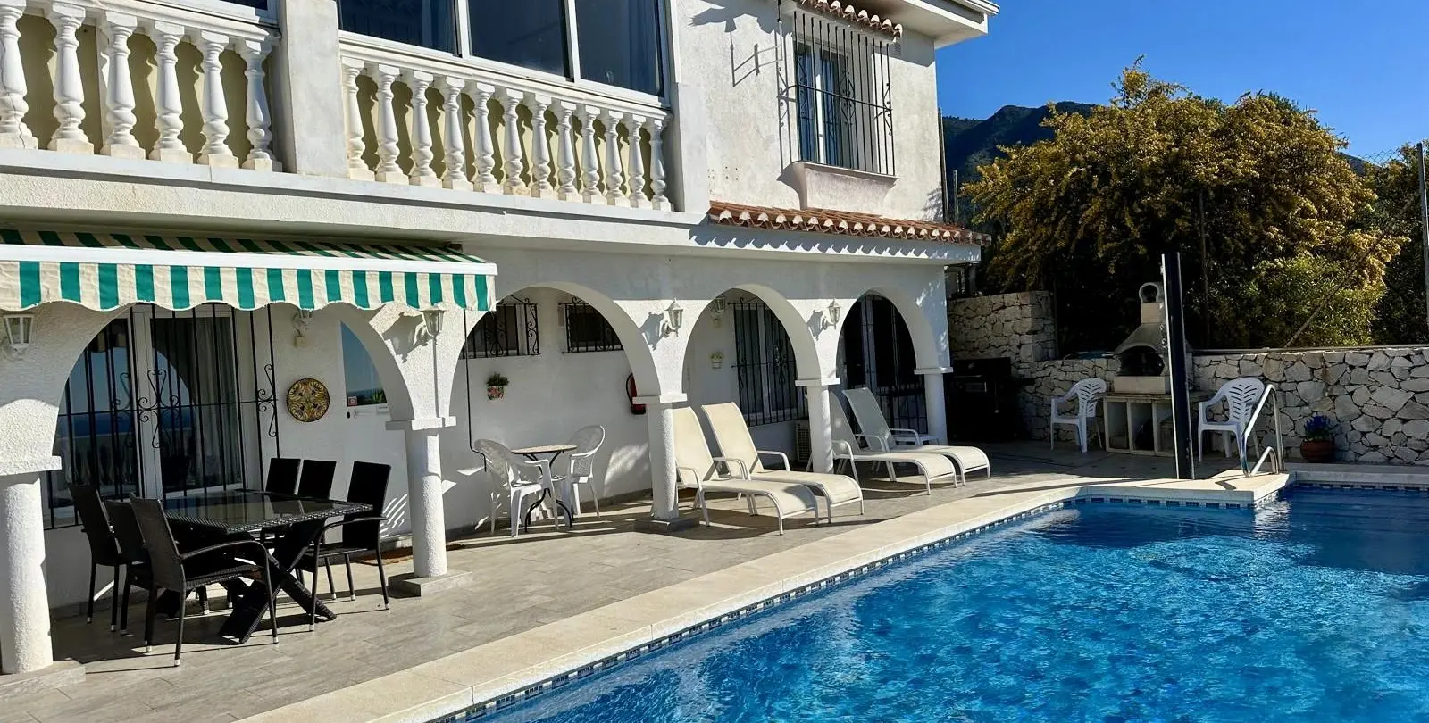 Sale of detached villa in Mijas 1
