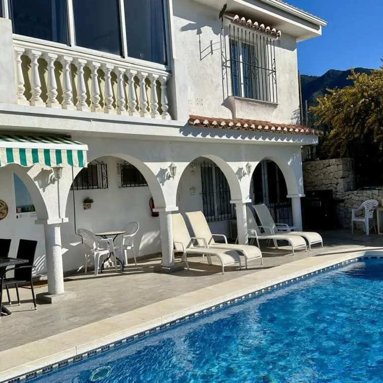 Sale of detached villa in Mijas
