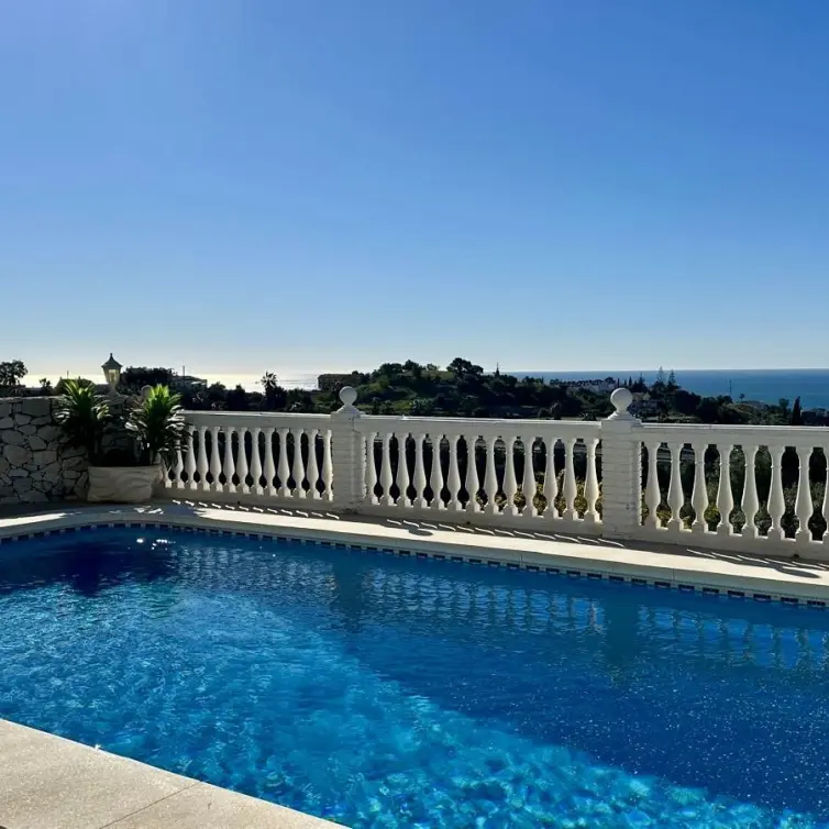 Sale of detached villa in Mijas