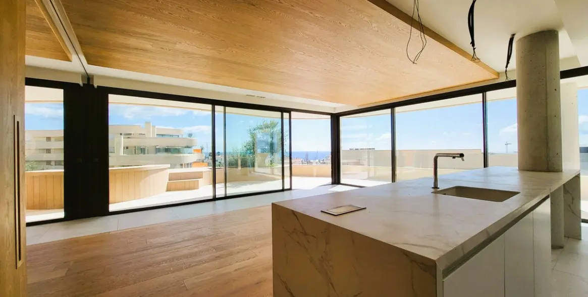 Sale of penthouse in Higueron 3