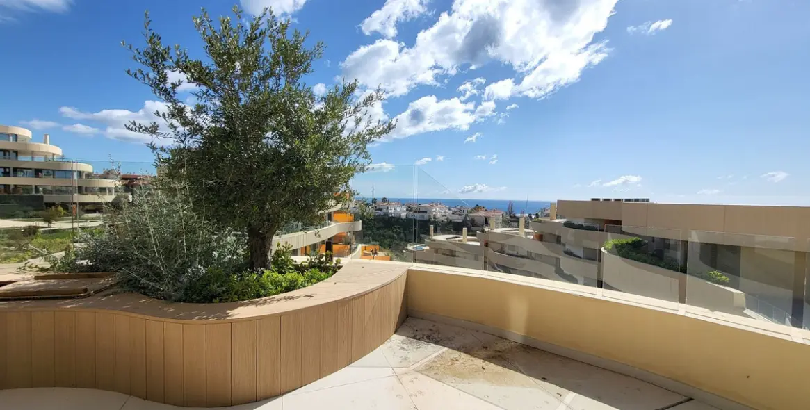 Sale of penthouse in Higueron 7