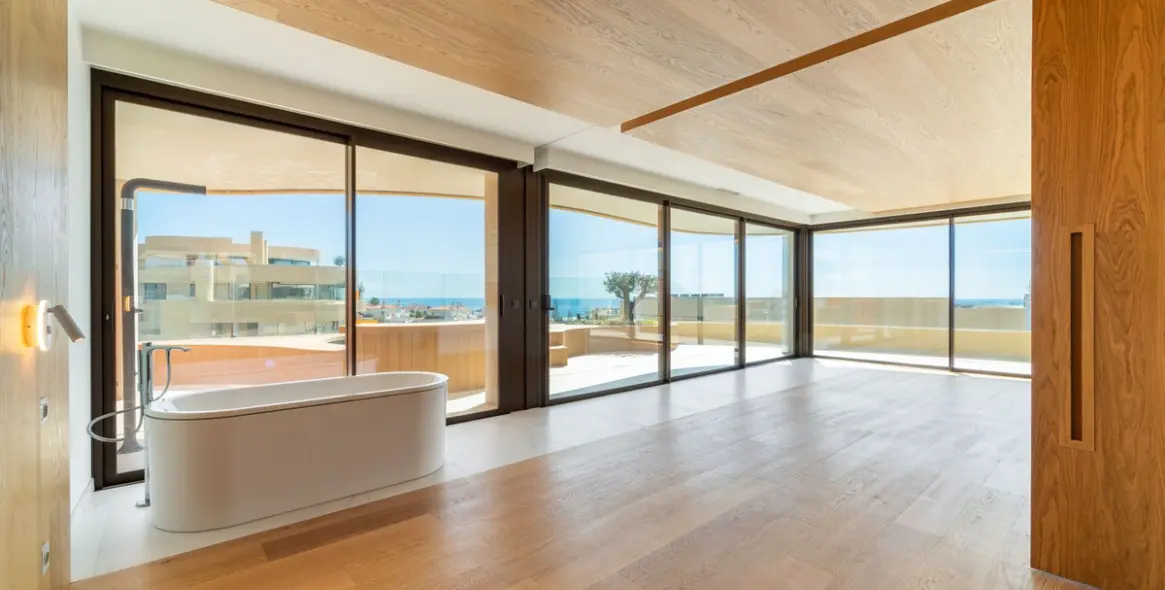 Sale of penthouse in Higueron 21