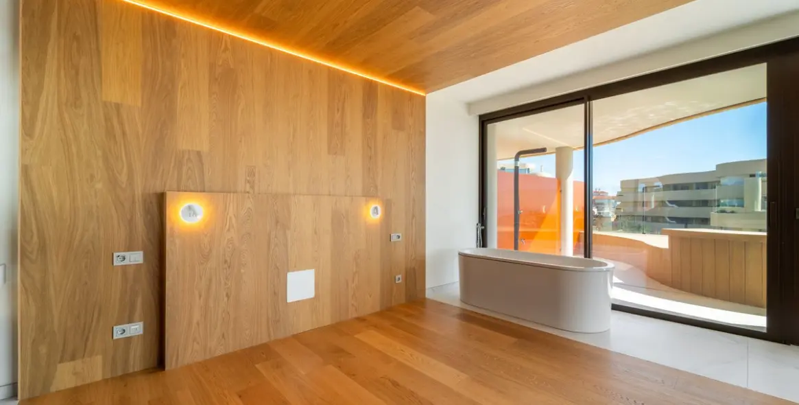 Sale of penthouse in Higueron 23