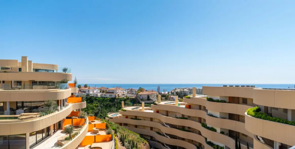 Sale of penthouse in Higueron 31