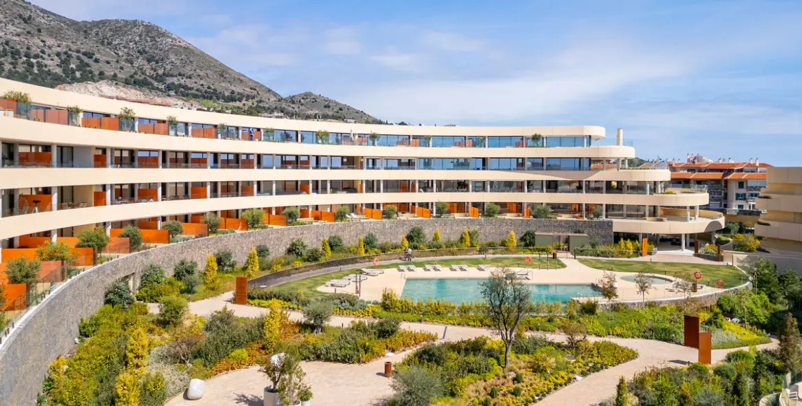 Sale of penthouse in Higueron 33