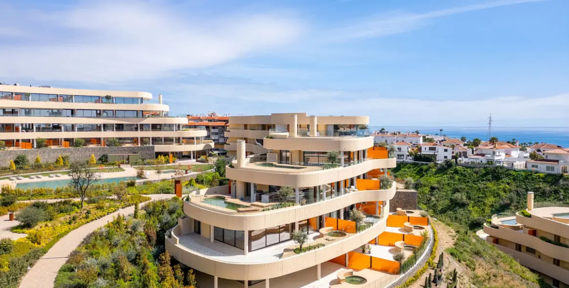 Sale of penthouse in Higueron 37