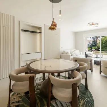 Venta de apartamento en planta baja en Nueva Andalucía