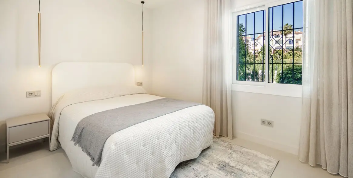 Продажа апартаментов на первом этаже в Nueva Andalucía 15